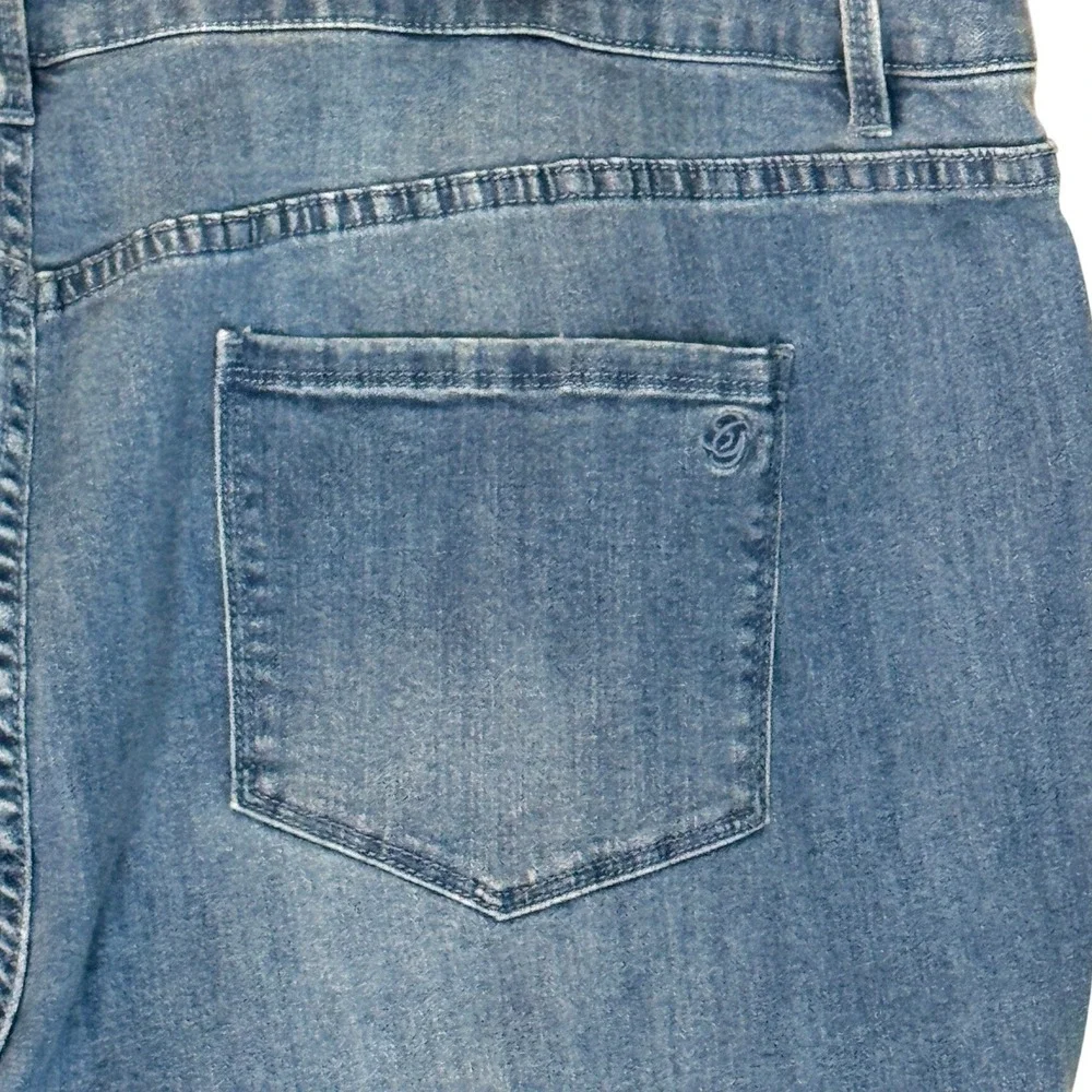 Susan Graver Jeans Women 26W Blue Embellished Bootcut‎ Denim NWT Rhinestone Soft